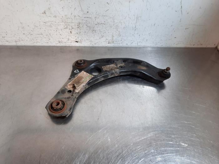 Bras de suspension avant droit Nissan Micra