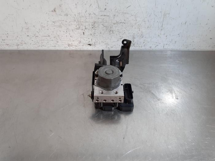 Pompe ABS Nissan Micra