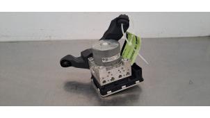 Gebruikte ABS Pomp BMW 2 serie Gran Coupe (F44) 218d 2.0 16V Prijs € 266,20 Inclusief btw aangeboden door Autohandel Didier