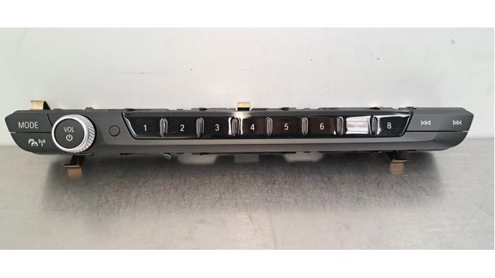 Panneau commande radio BMW 2-Série