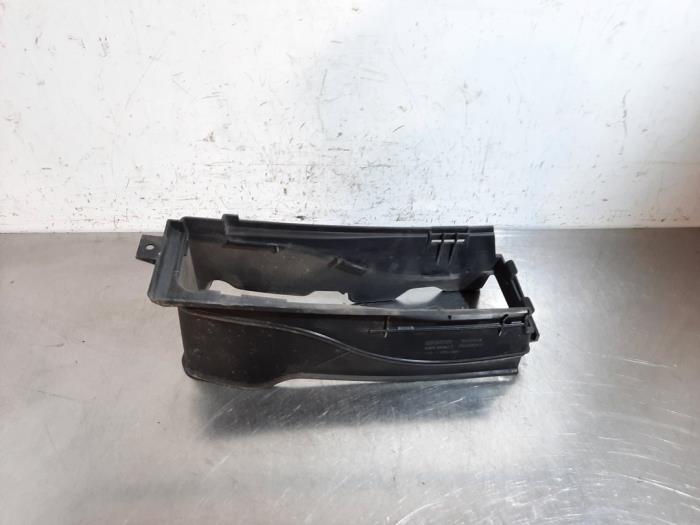 Guidage d&#039;air Nissan Micra