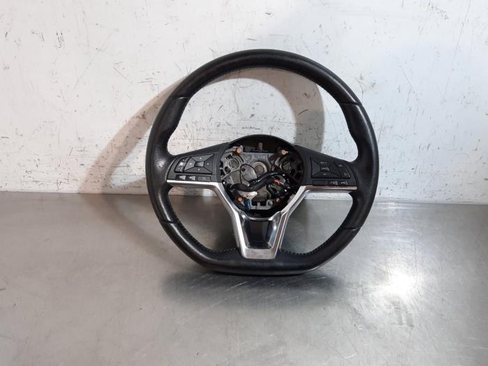 Volant Nissan Micra