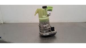 Gebruikte Servopomp Renault Master III (FV) 2.3 dCi 135 16V FWD Prijs € 592,90 Inclusief btw aangeboden door Autohandel Didier