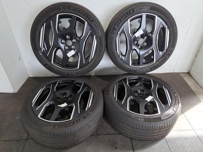 Kit jantes + pneumatiques Peugeot 3008
