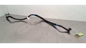 Gebruikte Leiding (diversen) Jaguar E-Pace 2.0 D 180 16V AWD Prijs € 30,25 Inclusief btw aangeboden door Autohandel Didier