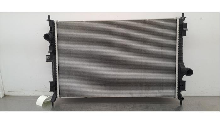 Radiateur Opel Vivaro
