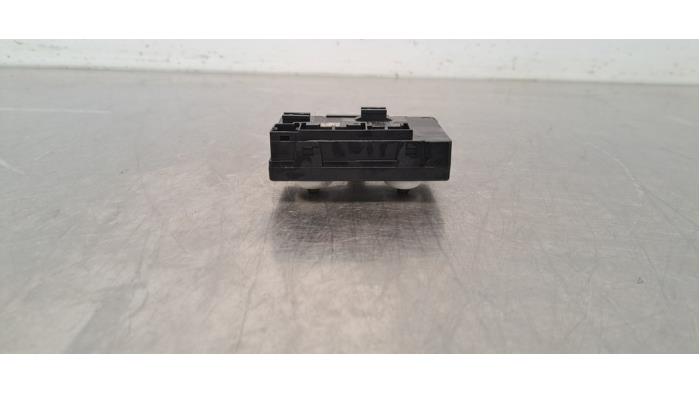 Module verrouillage central des portes Porsche Macan
