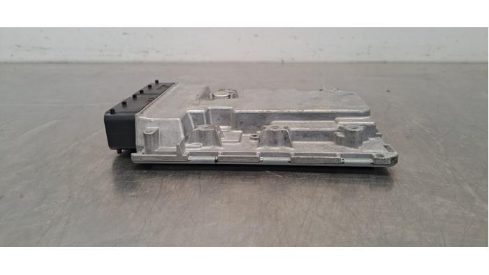 Ordinateur gestion moteur Porsche Macan