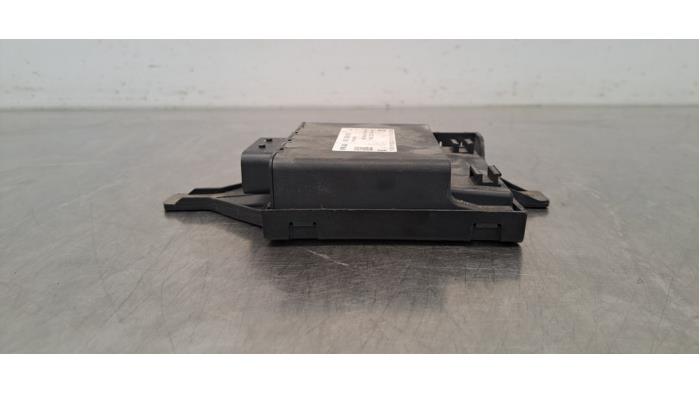DC/CD convertisseur Porsche Macan