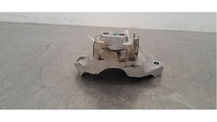 Support moteur Opel Vivaro