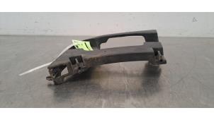 Gebruikte Bumpersteun links-achter Peugeot Expert (V1/VA/VB/VE/VF/VT/VY) 1.5 BlueHDi 100 Prijs € 30,25 Inclusief btw aangeboden door Autohandel Didier