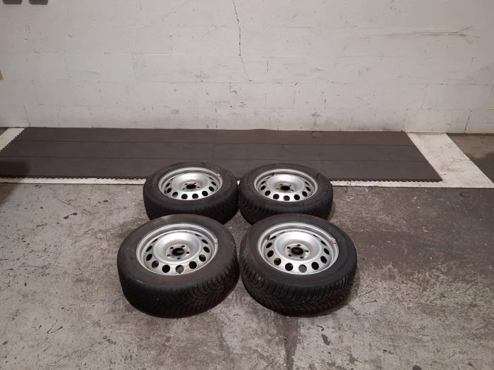 Kit jantes + pneus d&#039;hivers Peugeot Partner