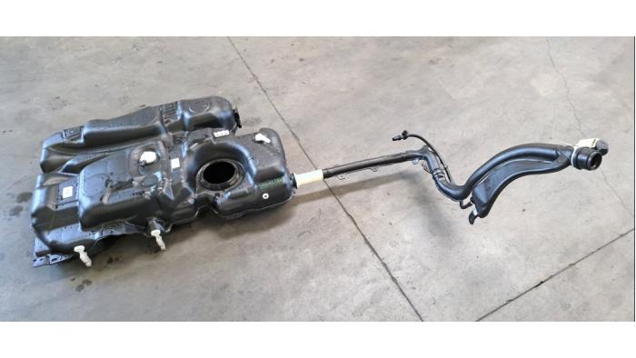 Réservoir de carburant Opel Vivaro