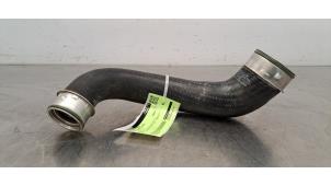 Gebruikte Intercooler Slang Porsche Macan (95B) 3.0 V6 24V GTS Prijs € 42,35 Inclusief btw aangeboden door Autohandel Didier