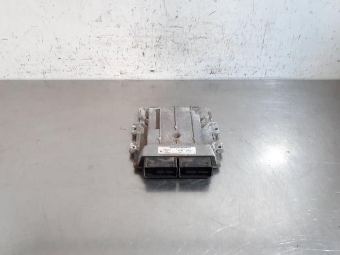Ordinateur gestion moteur Ford Transit Custom