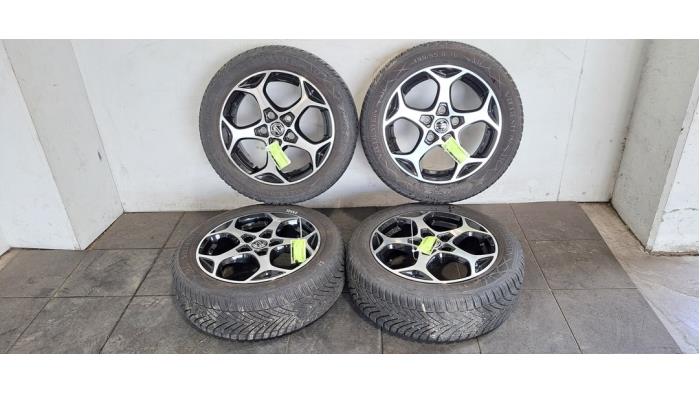Kit jantes + pneumatiques MG 3