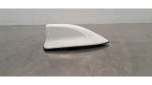 Gebruikte Antenne Toyota Yaris IV (P21/PA1/PH1) 1.5 12V Hybrid 115 Prijs € 54,45 Inclusief btw aangeboden door Autohandel Didier