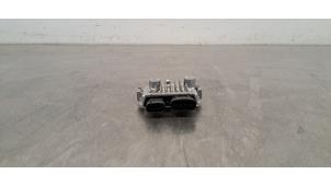 Gebruikte Brandstofpomp module Toyota Yaris IV (P21/PA1/PH1) 1.5 12V Hybrid 115 Prijs € 66,55 Inclusief btw aangeboden door Autohandel Didier