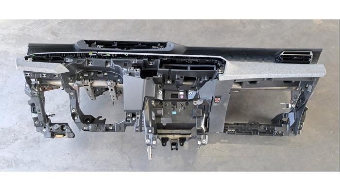 Tableau de bord Peugeot 5008