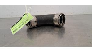 Gebruikte Intercooler Slang Toyota Hilux V/VI 2.8 D4D-F 16V 4x4 Prijs € 30,25 Inclusief btw aangeboden door Autohandel Didier