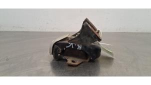 Gebruikte Motorsteun Toyota Hilux V/VI 2.8 D4D-F 16V 4x4 Prijs € 54,45 Inclusief btw aangeboden door Autohandel Didier