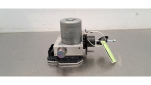 Gebruikte ABS Pomp Landrover Range Rover Sport (L1) 3.0 D300 Prijs € 665,50 Inclusief btw aangeboden door Autohandel Didier