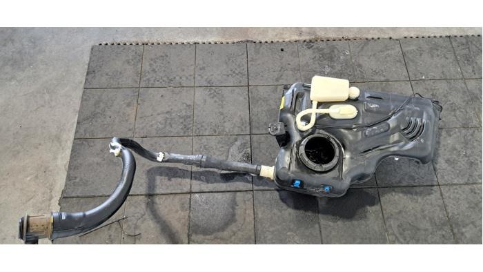 Réservoir de carburant Citroen Berlingo
