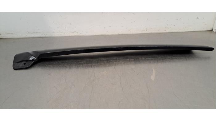 Protection montant A gauche Landrover Range Rover Sport