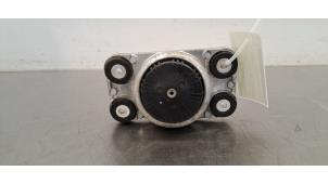 Gebruikte Motorrubber Landrover Range Rover Sport (L1) 3.0 D300 Prijs € 96,80 Inclusief btw aangeboden door Autohandel Didier