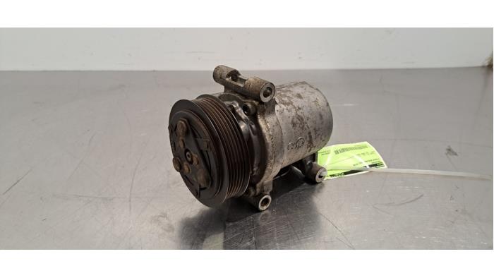 Pompe clim Citroen Berlingo