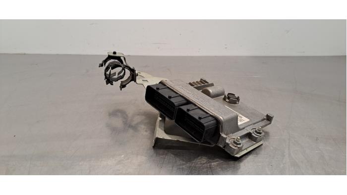 Ordinateur gestion moteur Opel Movano