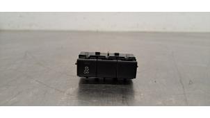 Gebruikte ESP Schakelaar Citroen Jumpy 1.6 Blue HDi 115 Prijs € 24,20 Inclusief btw aangeboden door Autohandel Didier