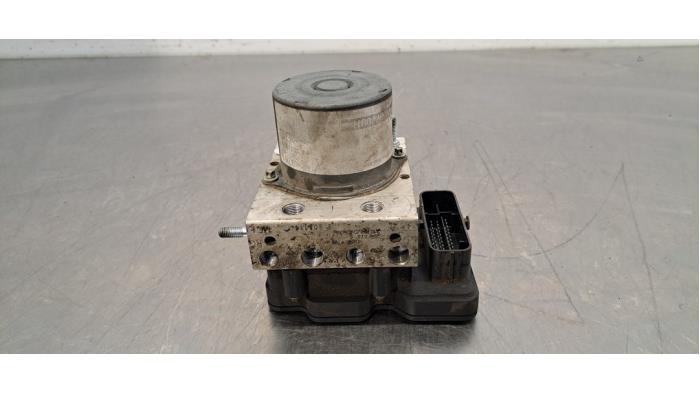 Pompe ABS Renault Master