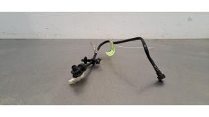 Gebruikte Radiateurslang Peugeot Boxer (U9) 2.2 Blue HDi 140 Prijs € 18,15 Inclusief btw aangeboden door Autohandel Didier