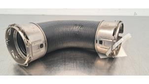 Gebruikte Intercooler Slang Toyota Land Cruiser (J15) 2.8 D-4D 16V Prijs € 30,25 Inclusief btw aangeboden door Autohandel Didier