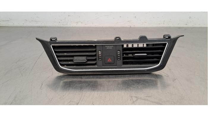 Grille aération tableau de bord Seat Tarraco