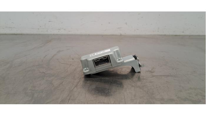 DC/CD convertisseur Honda Civic