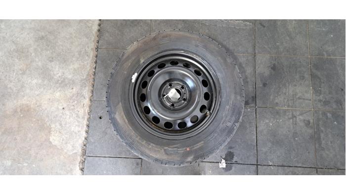 Roue de secours Opel Vivaro