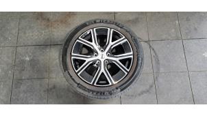 Gebruikte Velg + Band Volvo V60 II (ZW) 2.0 B3 16V Mild Hybrid Prijs € 399,30 Inclusief btw aangeboden door Autohandel Didier