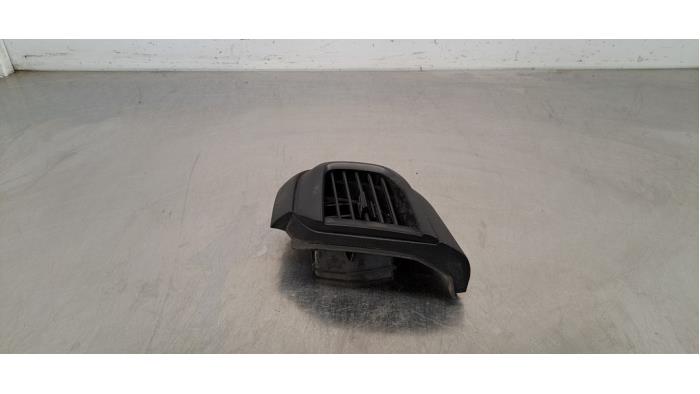 Divers en plastique Opel Vivaro