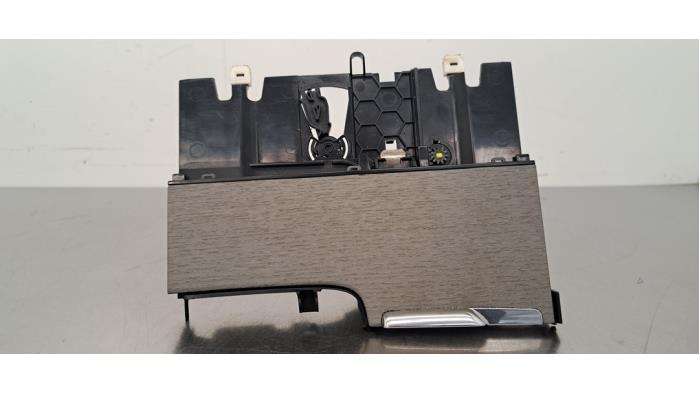 Compartiment de rangement Volvo V60