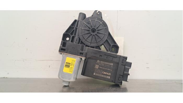 Moteur de vitre portière Volvo V60