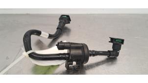 Gebruikte Leiding (diversen) Volvo V60 II (ZW) 2.0 B3 16V Mild Hybrid Prijs € 24,20 Inclusief btw aangeboden door Autohandel Didier