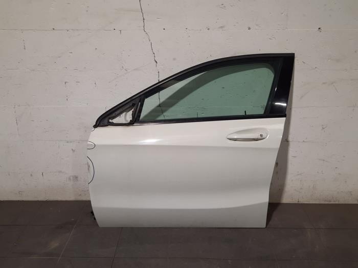 Portière 4portes avant gauche Mercedes A-Klasse