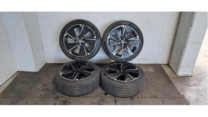 Kit jantes + pneumatiques Peugeot 308
