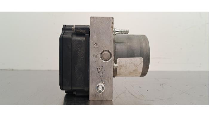 Pompe ABS Renault Master