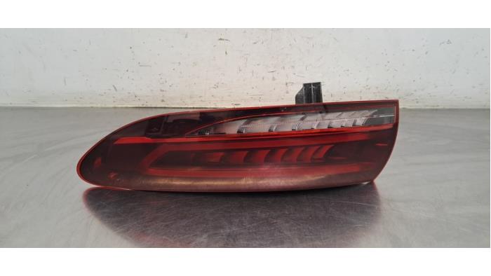 Feu arrière droit Mercedes EQC