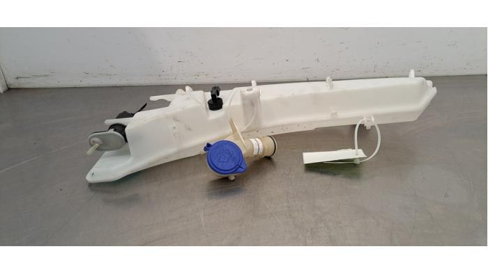 Réservoir lave-glace avant Peugeot 3008