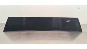 Gebruikte Display Multi Media regelunit Peugeot 3008 III 1.6 16V Plug-in Hybrid 195 Prijs € 1.331,00 Inclusief btw aangeboden door Autohandel Didier