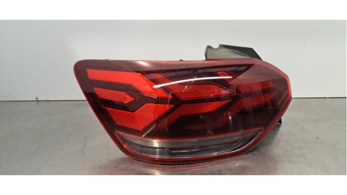 Vasen takavalo Dacia Sandero